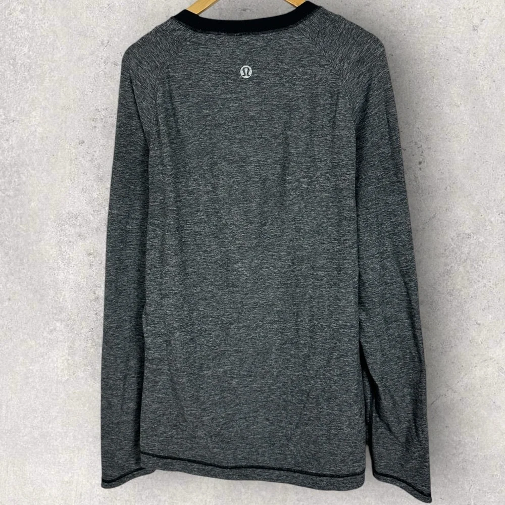 Lululemon Mens Heathered Grey Long‎ Sleeve Crew Neck T-Shirt Mens Active Tee XL - Picture 2 of 10